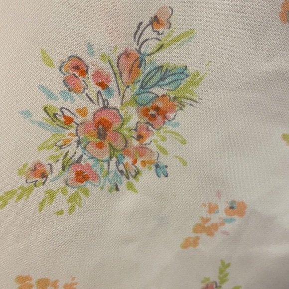 Lauren Conrad racer back flowy tank - Picture 2 of 5